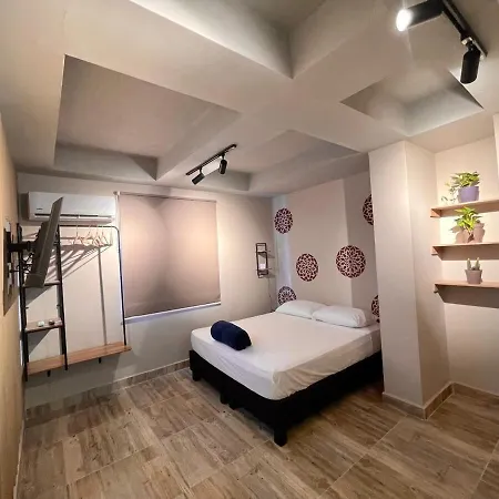 Charming Near Old Town Apartamento